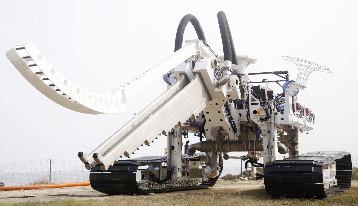 Taurus tracked cable and pipeline burying tractor